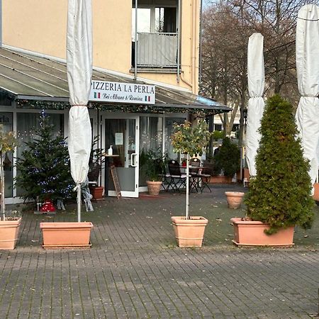 Komfortable 2-Zimmer-Ferienwohnung Am Kurpark Бад-Кройцнах Экстерьер фото