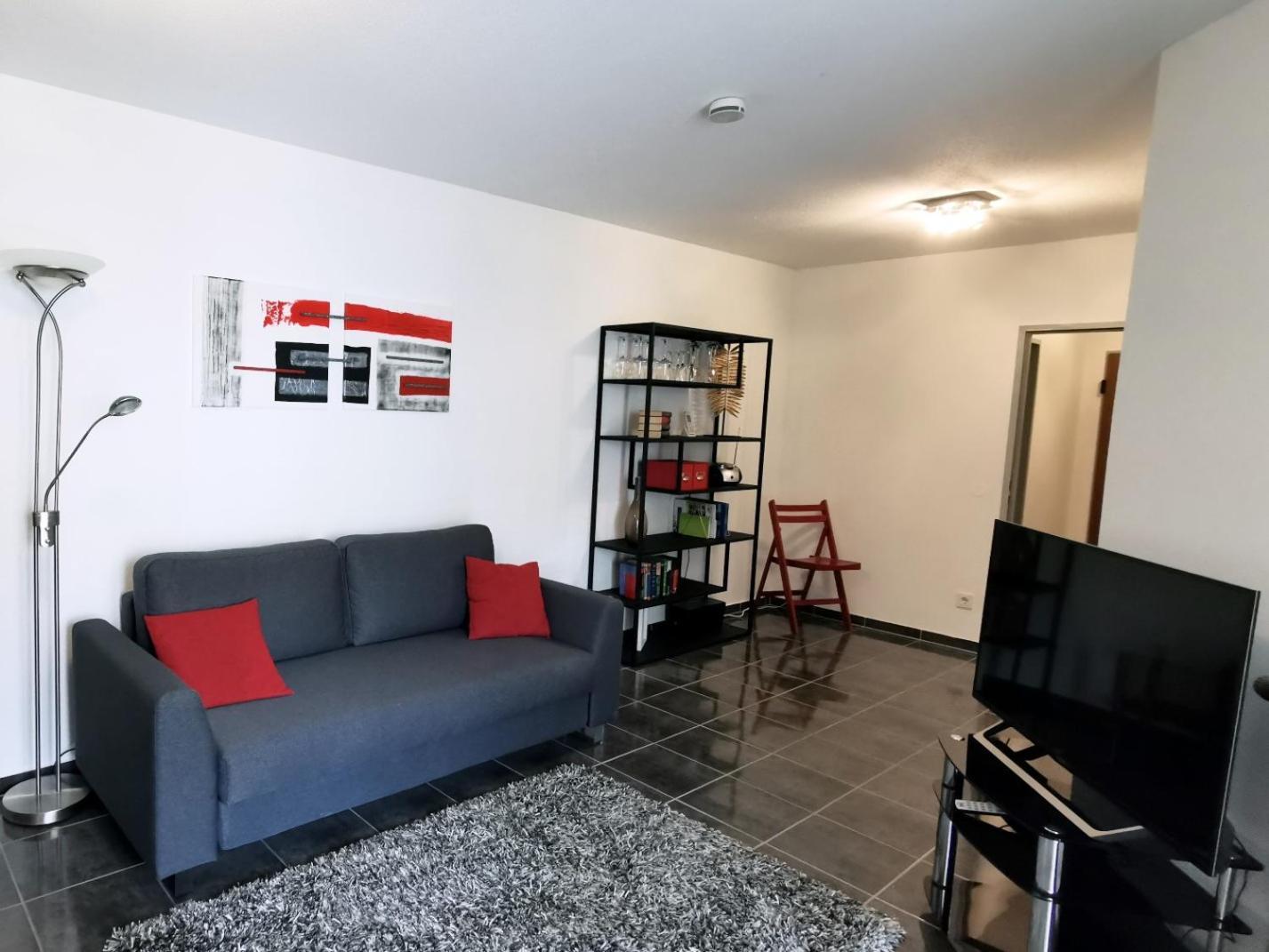 Komfortable 2-Zimmer-Ferienwohnung Am Kurpark Бад-Кройцнах Экстерьер фото